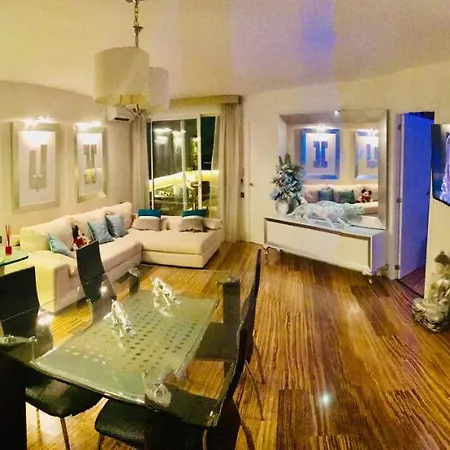 Luxury In Marina *